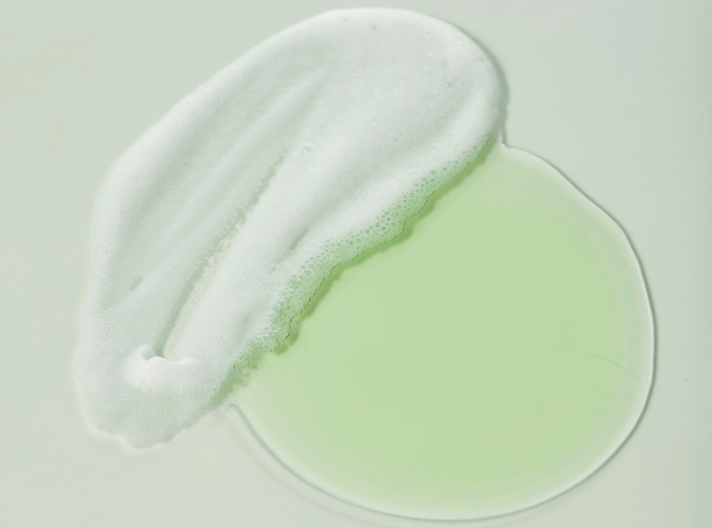 Herbloom Vegan Oil To Foam Cleanser texture